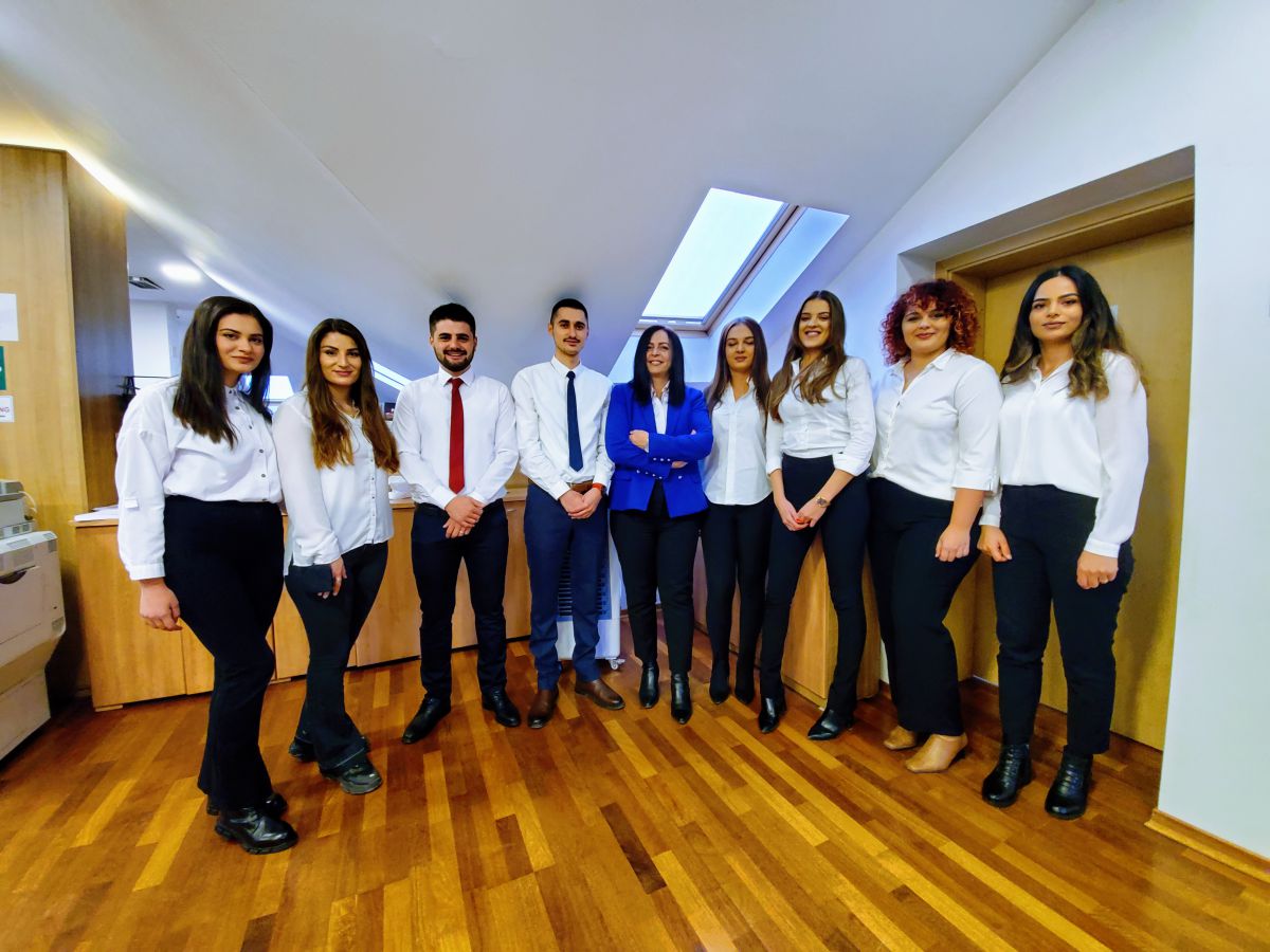 menaxheri dhe keshilltaret e rinje
